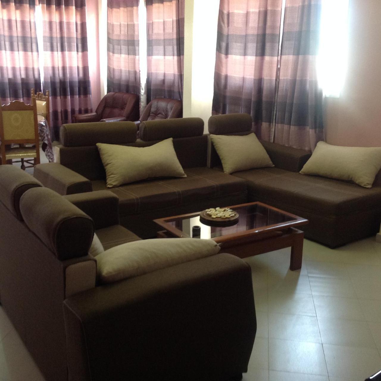 Chez Mimi Appartement Toubab Dialaw Buitenkant foto