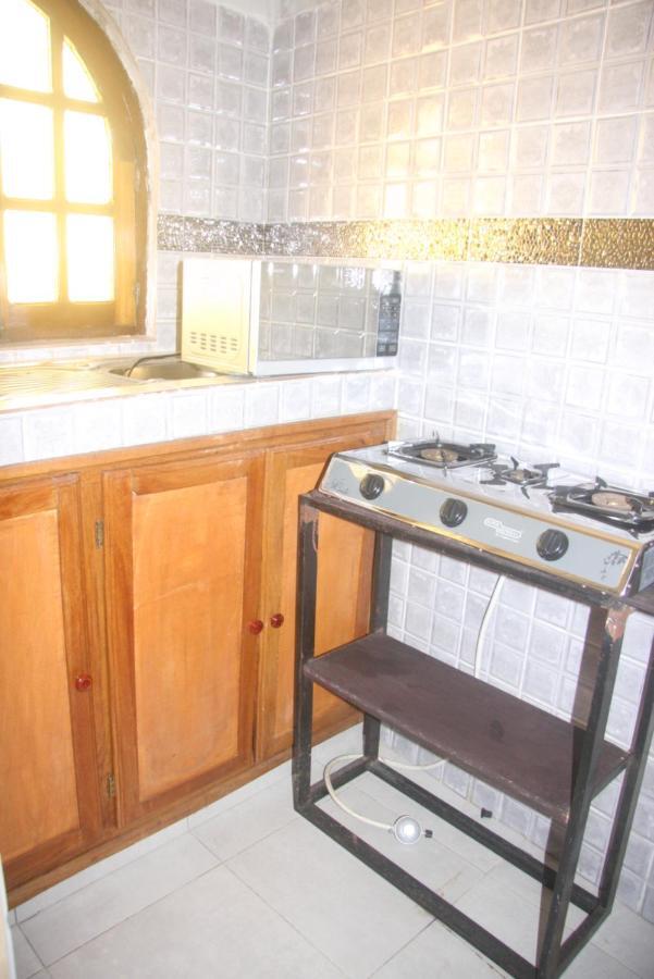 Chez Mimi Appartement Toubab Dialaw Buitenkant foto